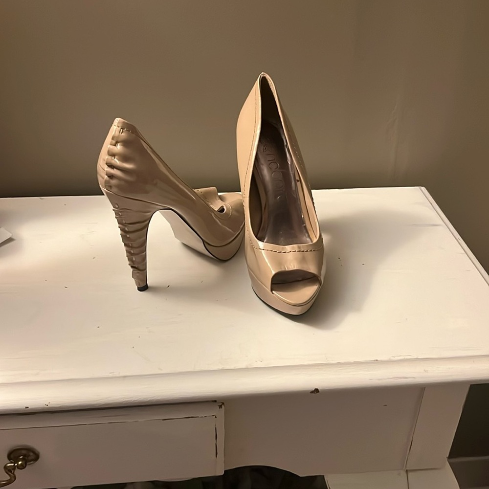 Beautiful cinched heels
